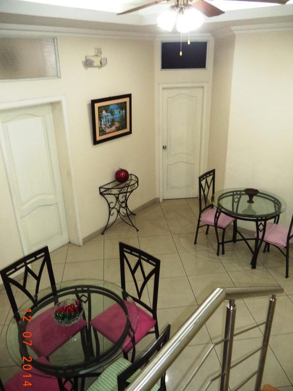 Hotel Jeshua Simmonds Guayaquil Esterno foto