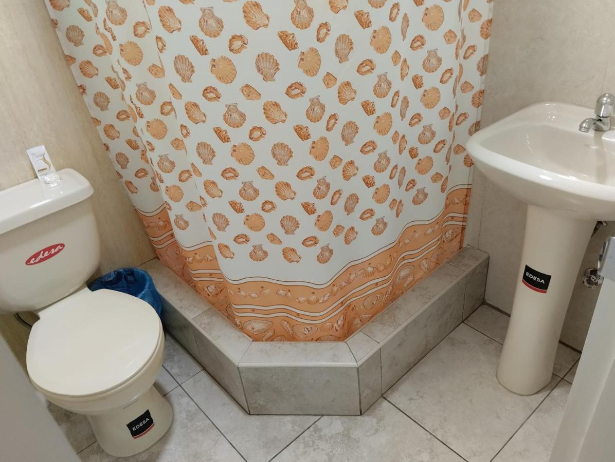 Hotel Jeshua Simmonds Guayaquil Esterno foto
