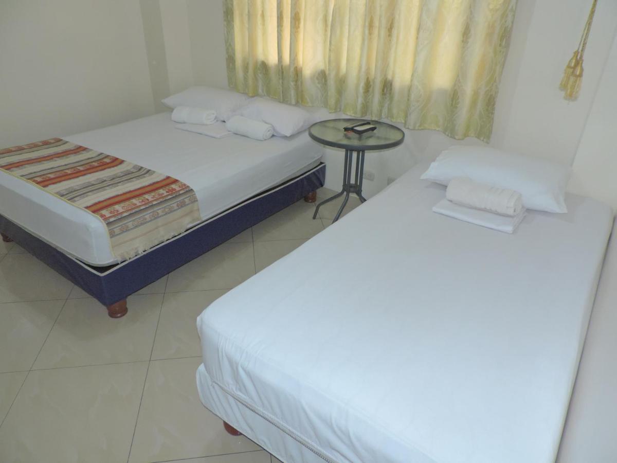 Hotel Jeshua Simmonds Guayaquil Esterno foto