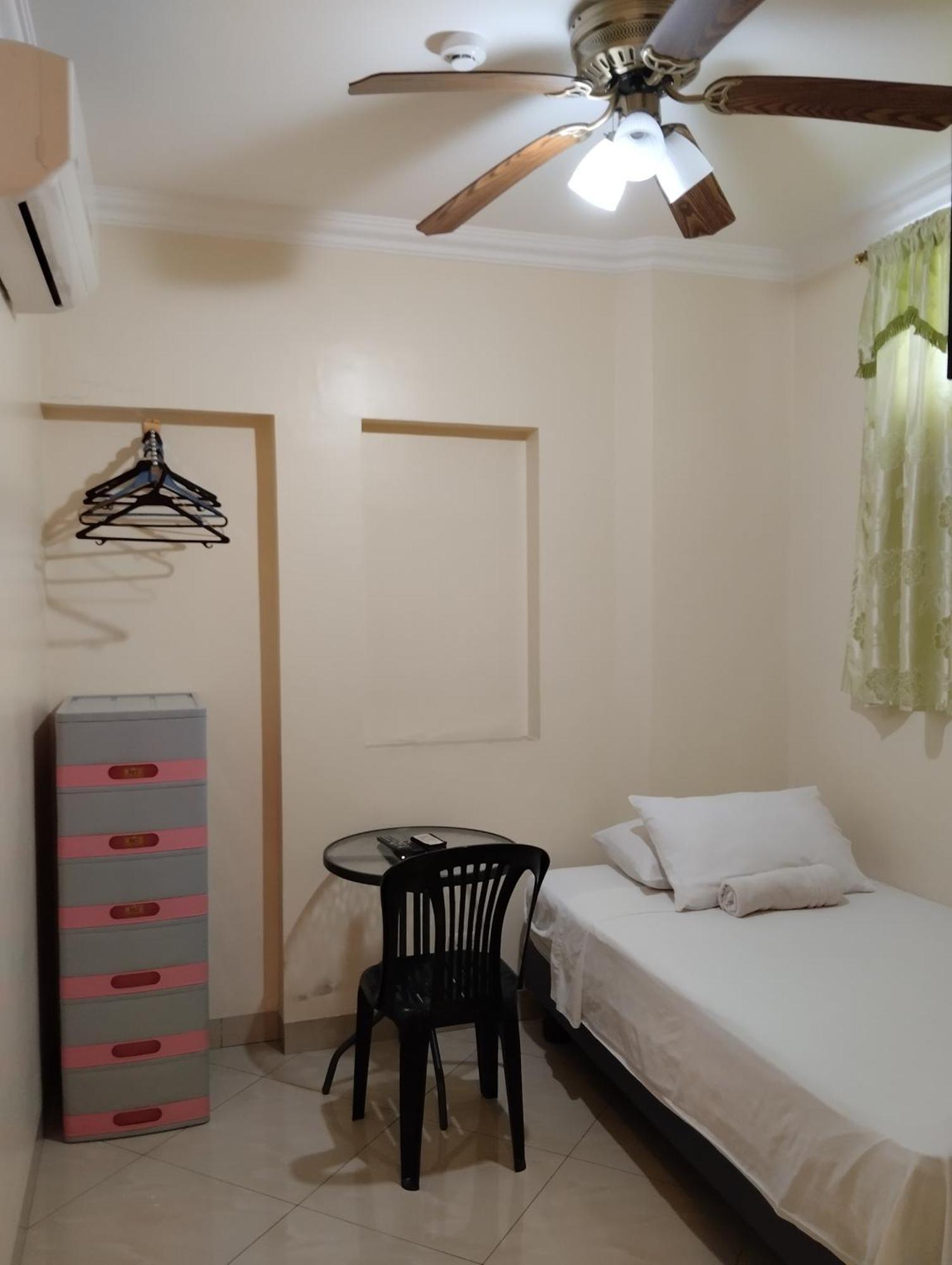 Hotel Jeshua Simmonds Guayaquil Esterno foto