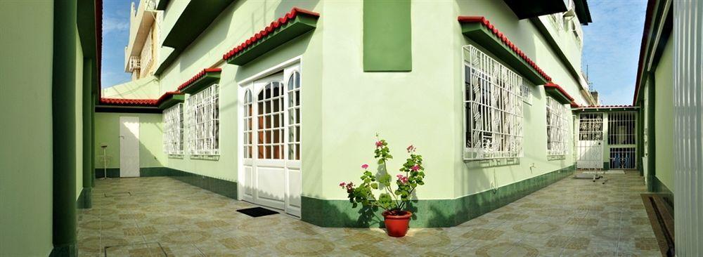 Hotel Jeshua Simmonds Guayaquil Esterno foto