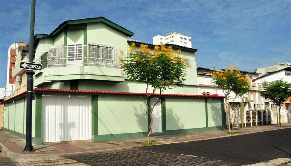 Hotel Jeshua Simmonds Guayaquil Esterno foto