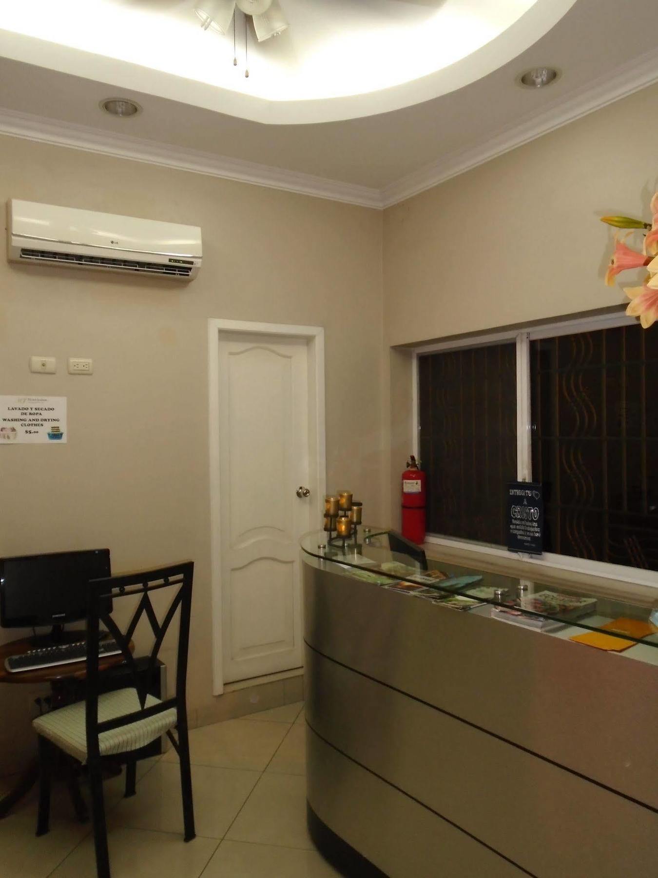 Hotel Jeshua Simmonds Guayaquil Esterno foto