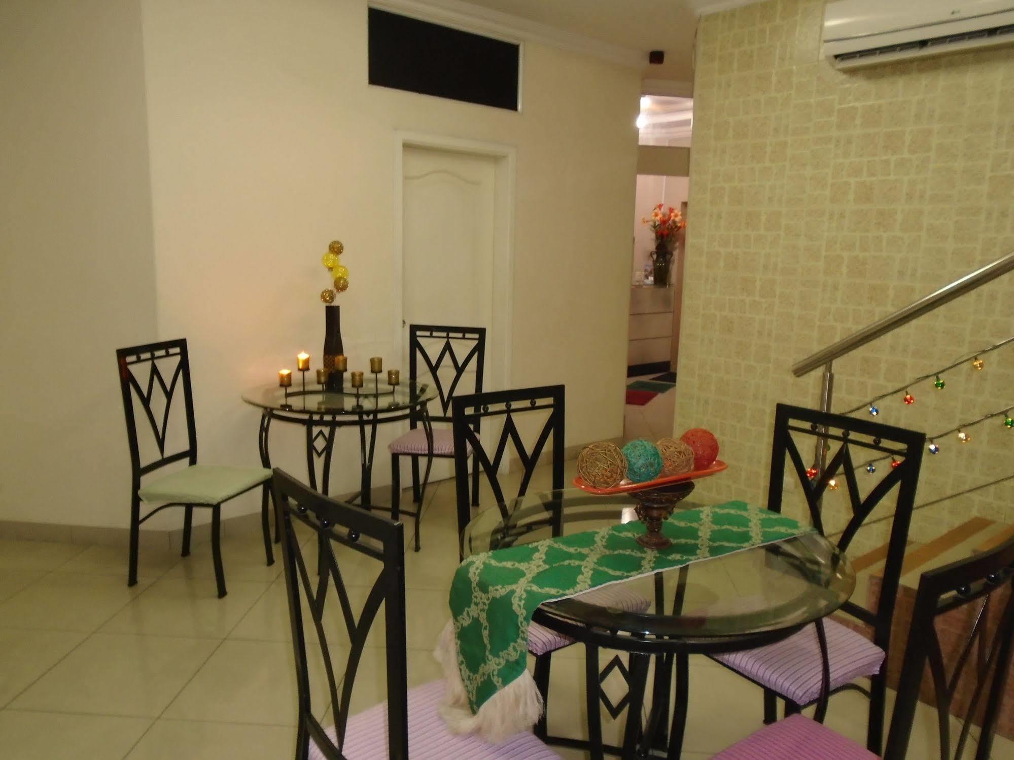 Hotel Jeshua Simmonds Guayaquil Esterno foto